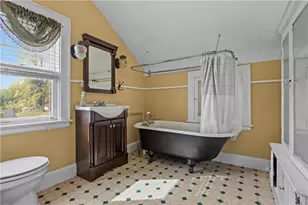 512 Regent St, Houston, PA 15342 - Photo 27