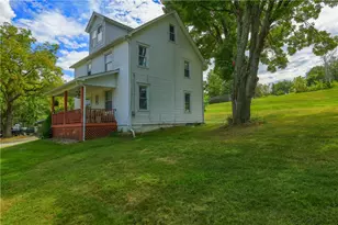 5937 Portersville Rd, Perry Township, PA 16051 - Photo 13