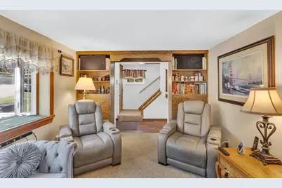 6757 Tunnelview Dr, Pittsburgh, PA 15235 - Photo 13