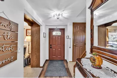 6757 Tunnelview Dr, Pittsburgh, PA 15235 - Photo 9