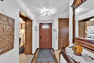 6757 Tunnelview Dr, Pittsburgh, PA 15235 - Photo 9