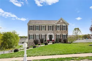 411 White Pine Ln, Economy, PA 15005 - Photo 1