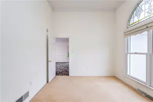 112 N Hazelnut Dr, Mount Pleasant Township, PA 15666 - Photo 11