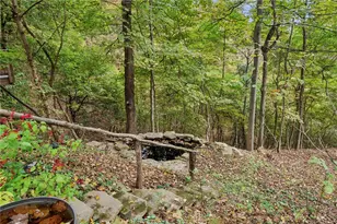 1123 Juanita Dr, Robinson Twp, PA 15108 - Photo 41