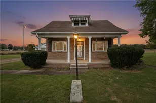 296 Old Indiana Rd, Burrel-Blacklick, PA 15750 - Photo 1