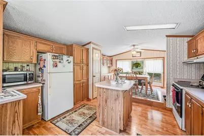 8240 Mercer St, Pulaski Township, PA 16143 - Photo 21