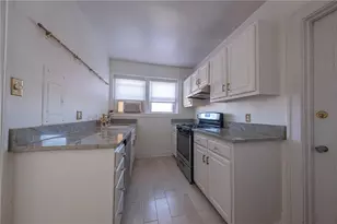 721 Roselawn Ave, Pittsburgh, PA 15228 - Photo 13