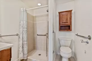 5215 Woodland Dr, West Mifflin, PA 15122 - Photo 17