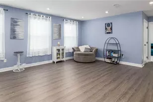 519 Dogwood Ln, Cecil, PA 15057 - Photo 19