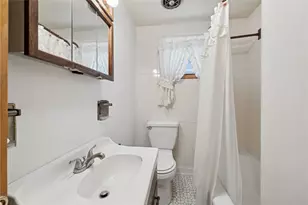 8044 Gladstone Dr, Hempfield Township, PA 15691 - Photo 15