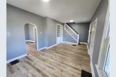 640 Redwood Dr, Cecil, PA 15057 - Photo 7