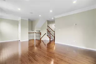 100 Arbor Trail Dr, Robinson Twp, PA 15136 - Photo 5