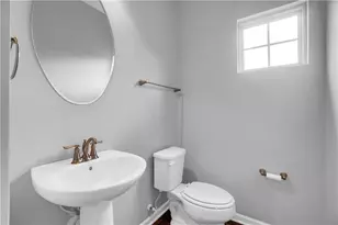 100 Arbor Trail Dr, Robinson Twp, PA 15136 - Photo 11