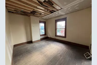 1031 E Washington St, New Castle, PA 16101 - Photo 37