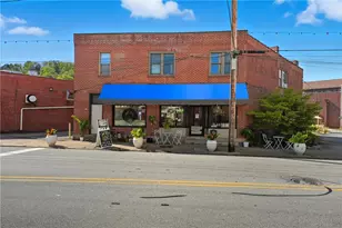 21 Grant Ave, Etna, PA 15223 - Photo 1