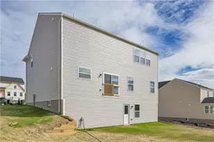 315 William Dr, Pittsburgh, PA 15239 - Photo 9