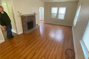 2189 Woodbine Dr, Hermitage, PA 16148 - Photo 3