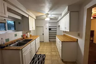 2239 Woodbine Dr, Hermitage, PA 16148 - Photo 5