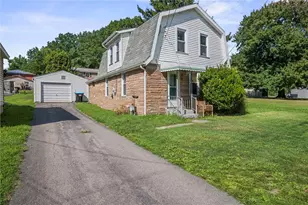 2239 Woodbine Dr, Hermitage, PA 16148 - Photo 1