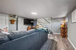 437 Montgomery Ave, Scott Township, PA 15017 - Photo 15