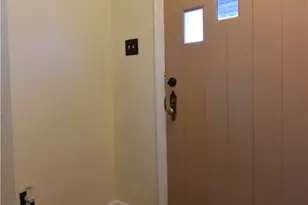 127 Marham Rd, Munhall, PA 15120 - Photo 5