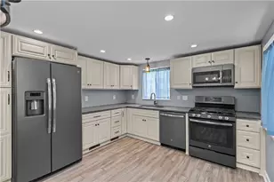 411 Horning Rd, Bethel Park, PA 15236 - Photo 5