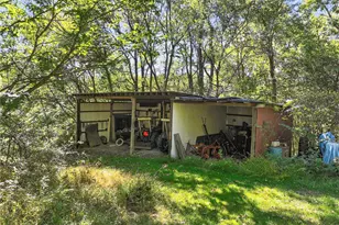 82 Phillips Rd, Hanover Township, PA 15021 - Photo 15