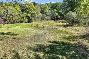 82 Phillips Rd, Hanover Township, PA 15021 - Photo 9