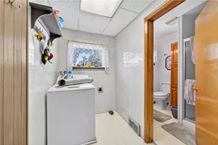 82 Phillips Rd, Hanover Township, PA 15021 - Photo 35