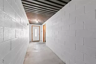 104 Pagano Dr, Hempfield Township, PA 15672 - Photo 37