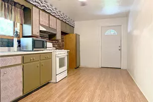 597 Market St Leechburg Pa, Leechburg Boro, PA 15656 - Photo 13