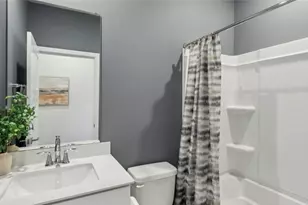 424 Barons Ct, Peters Township, PA 15367 - Photo 9