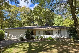 431 Shady Dr, Grove City Boro, PA 16127 - Photo 1