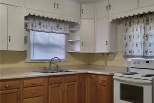 114 Avenue B, Latrobe, PA 15650 - Photo 5