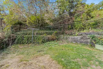 810 Georgia Ave, Pittsburgh, PA 15210 - Photo 29