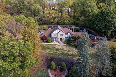 122 Farmington Pl, Hempfield Township, PA 15601 - Photo 3