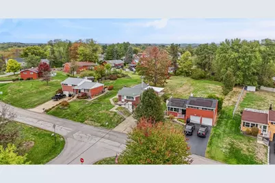 203 Burch Dr, Moon/Crescent Twp, PA 15108 - Photo 45