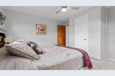 203 Burch Dr, Moon/Crescent Twp, PA 15108 - Photo 21