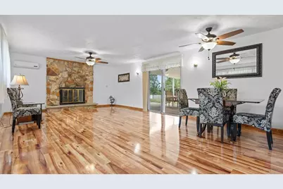 203 Burch Dr, Moon/Crescent Twp, PA 15108 - Photo 15