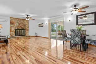 203 Burch Dr, Moon/Crescent Twp, PA 15108 - Photo 15