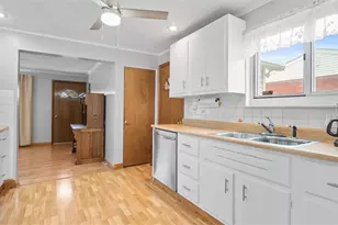 203 Burch Dr, Moon/Crescent Twp, PA 15108 - Photo 9