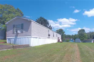 137 Brook Ln, Middlesex Township, PA 16059 - Photo 3