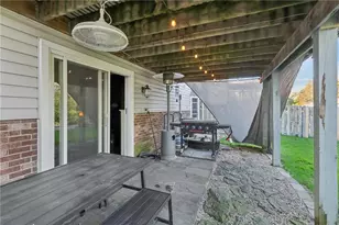 1916 Hertford Dr, South Park, PA 15129 - Photo 23