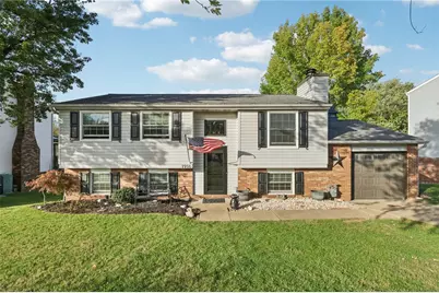 1916 Hertford Dr, South Park, PA 15129 - Photo 1