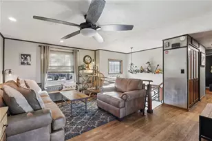 1916 Hertford Dr, South Park, PA 15129 - Photo 3