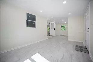 470 Burrell Hill Cir, Penn Twp, PA 15675 - Photo 5