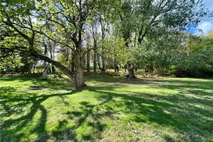 394 Garretts Run Rd, Manor Township, PA 16201 - Photo 7