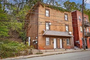 1025 Lynn Ave, Turtle Creek, PA 15145 - Photo 3