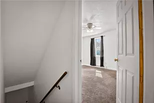 1025 Lynn Ave, Turtle Creek, PA 15145 - Photo 5