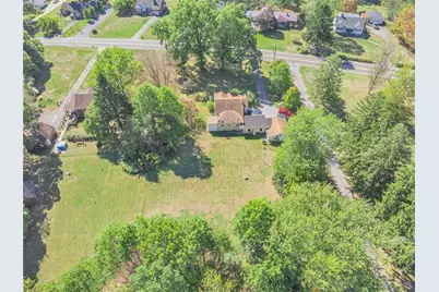 3430 37th Street Ext, Chippewa Township, PA 15010 - Photo 3